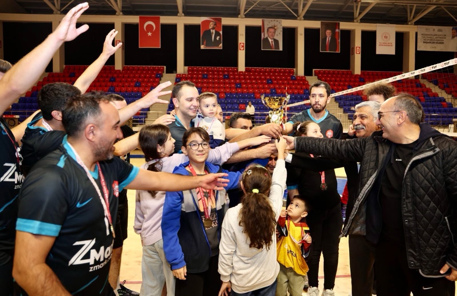 Niğde’de Kamu Spor Oyunları’nda voleybol şampiyonu belli oldu
