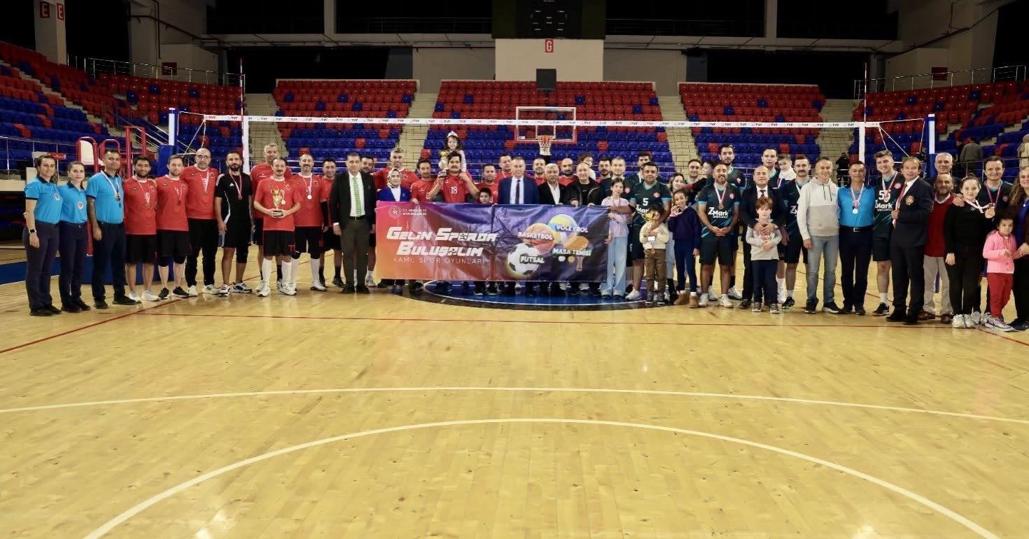 Niğde’de Kamu Spor Oyunları’nda voleybol şampiyonu belli oldu
