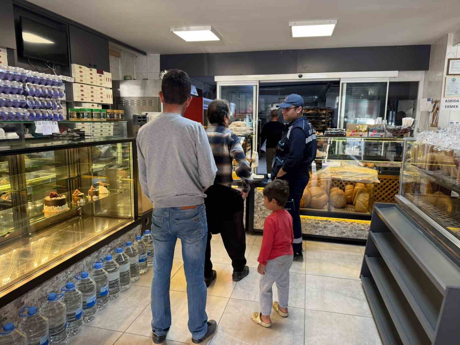 Fırıncıların ’fiyat savaşı’ vatandaşa yaradı: Ekmeği 10 TL’ye düşürdü