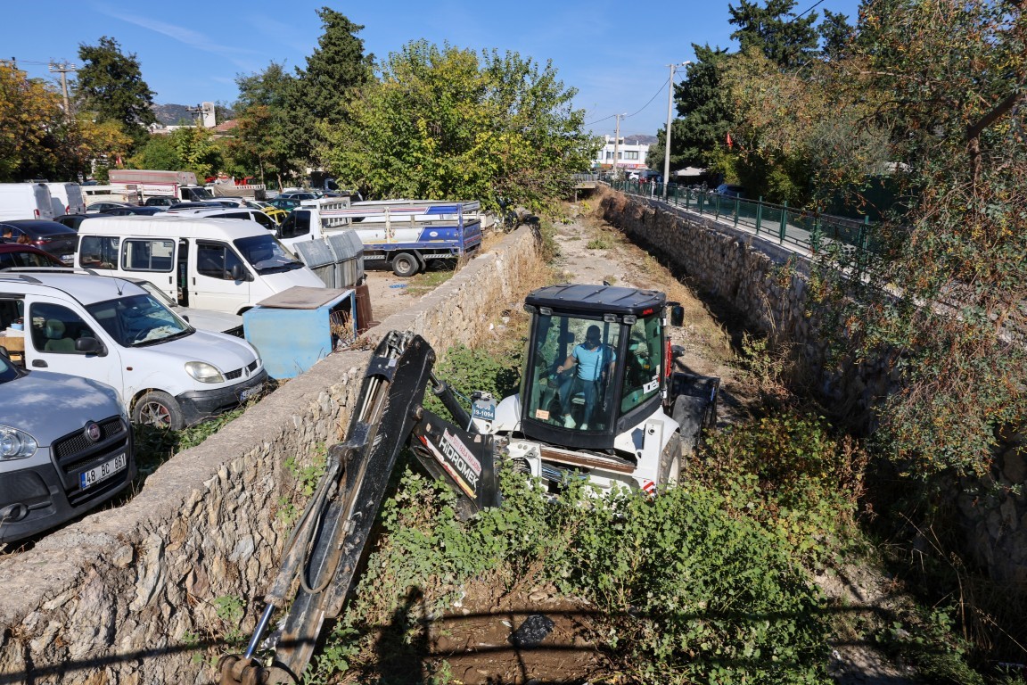 Bodrum’da temizlik ve çevre farkındalığı çalışması
