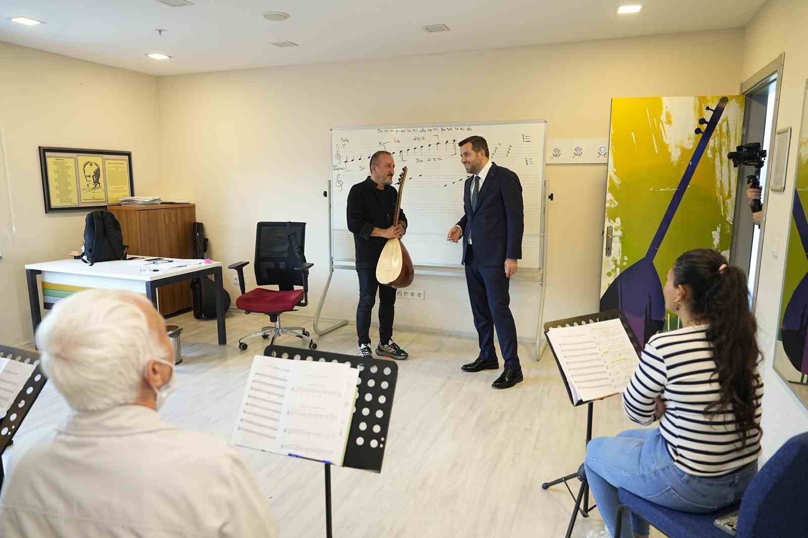 Ataşehir Başkan Vekili Orhan’dan kültür merkezlerine ziyaret