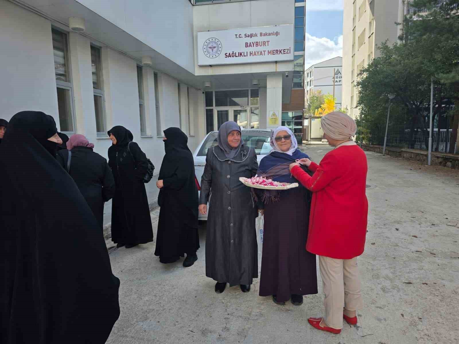 Bayburt’ta 3 köyün sakinlerine kanser taraması yapıldı