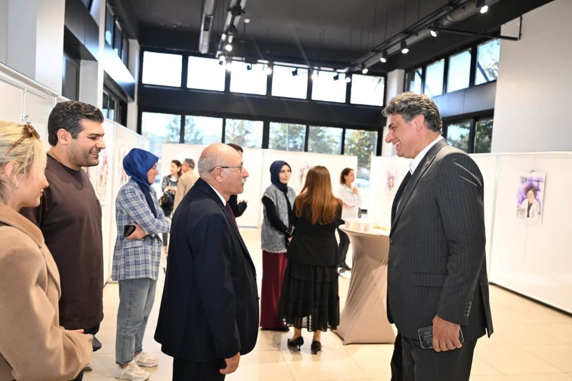Cumhuriyet’e iz bırakan kadınların hikayeleri Kartepe’de