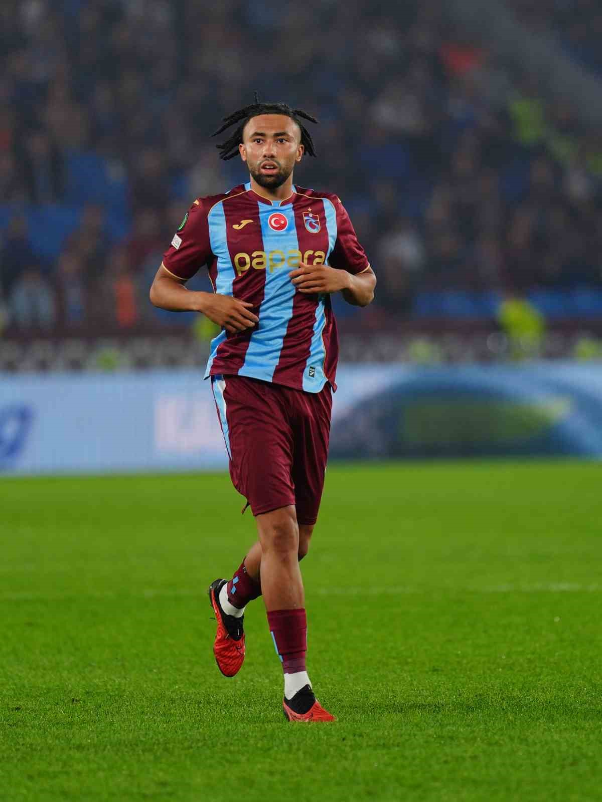 UEFA Konferans Ligi: Trabzonspor: 1 - Hearts: 0 (İlk yarı)