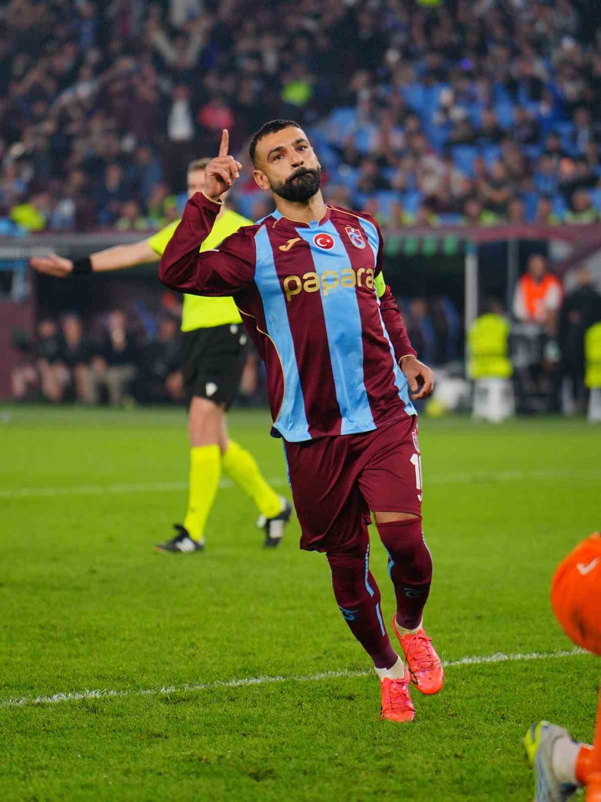 UEFA Konferans Ligi: Trabzonspor: 1 - Hearts: 0 (İlk yarı)