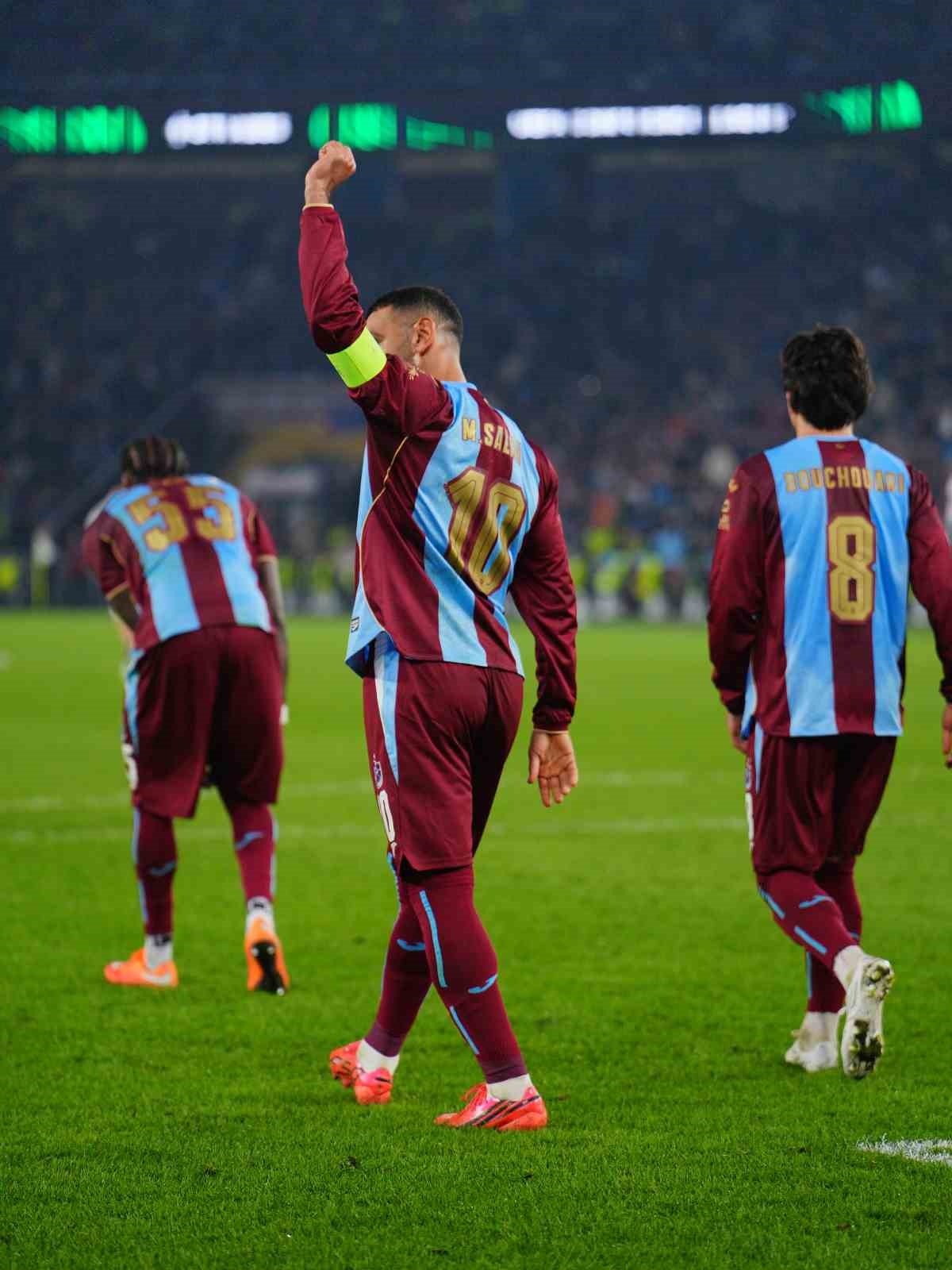 UEFA Konferans Ligi: Trabzonspor: 1 - Hearts: 0 (İlk yarı)