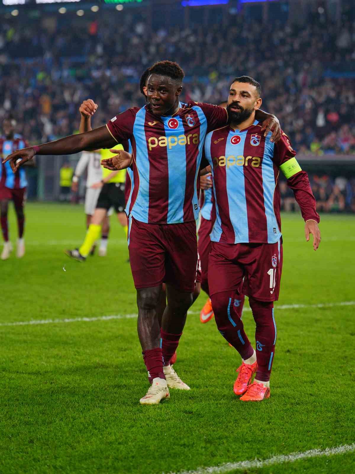 UEFA Konferans Ligi: Trabzonspor: 1 - Hearts: 0 (İlk yarı)