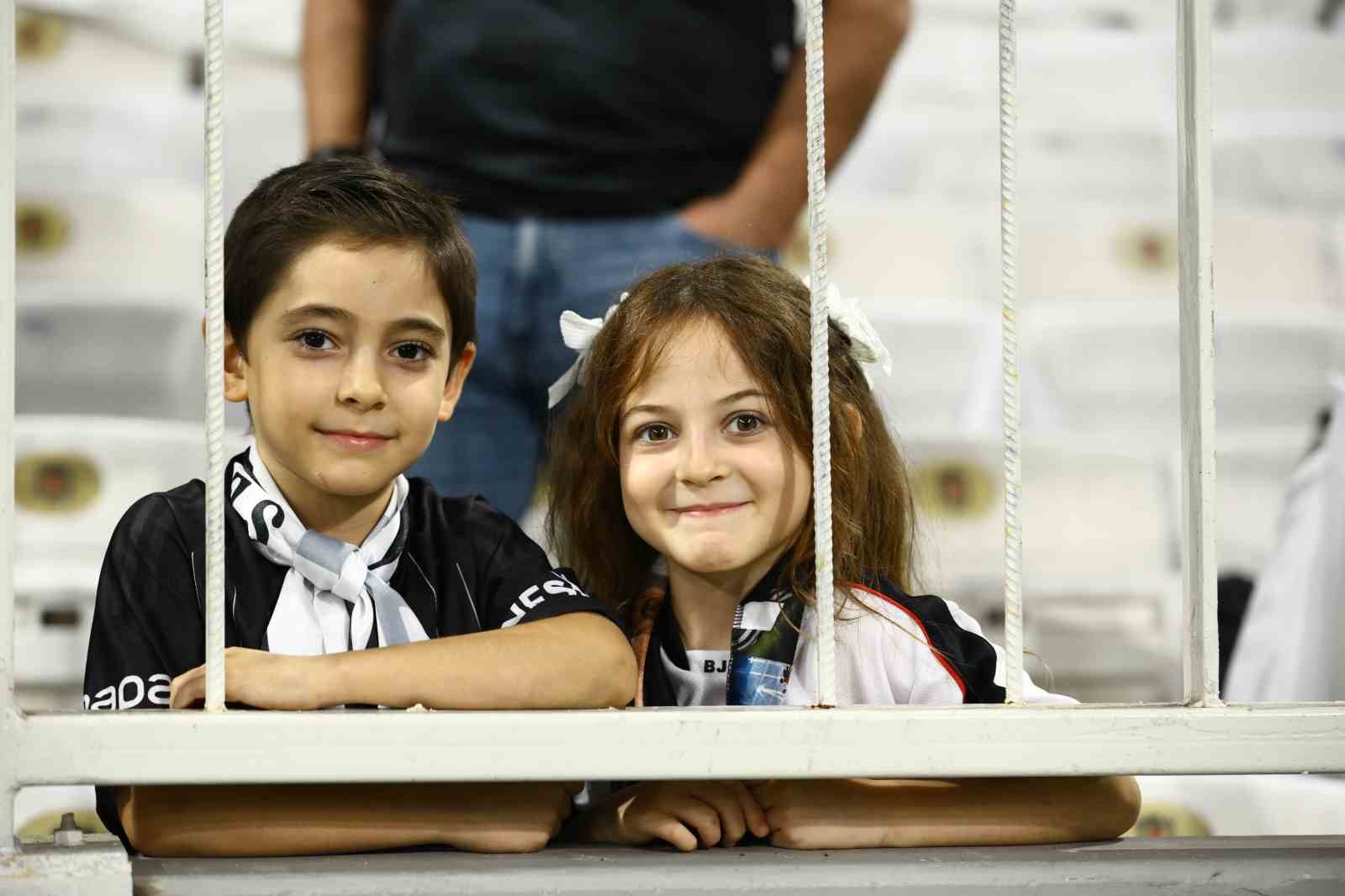 UEFA Avrupa Ligi: Beşiktaş: 0 - Crystal Palace: 0 (Maç devam ediyor)