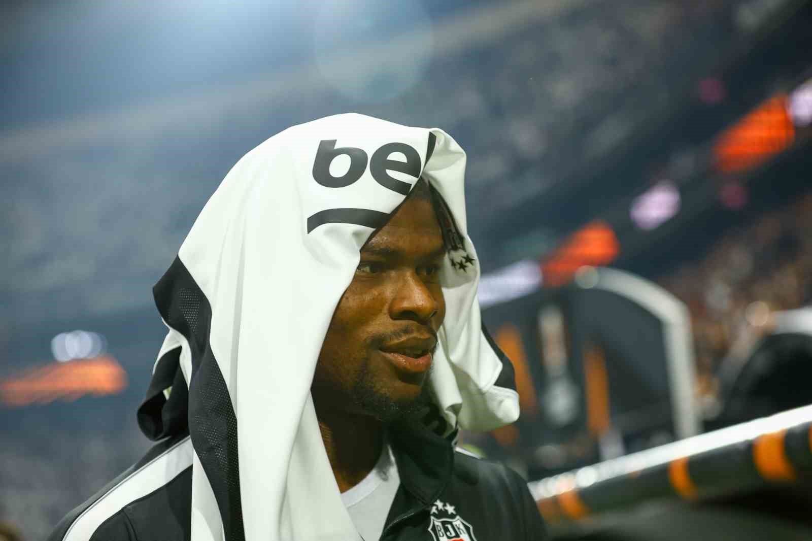 UEFA Avrupa Ligi: Beşiktaş: 0 - Crystal Palace: 0 (Maç devam ediyor)
