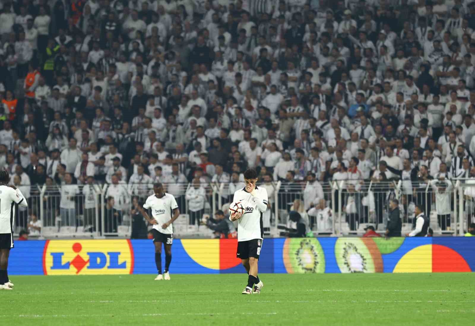 UEFA Avrupa Ligi: Beşiktaş: 2 - Crystal Palace: 2 (Maç sonucu)