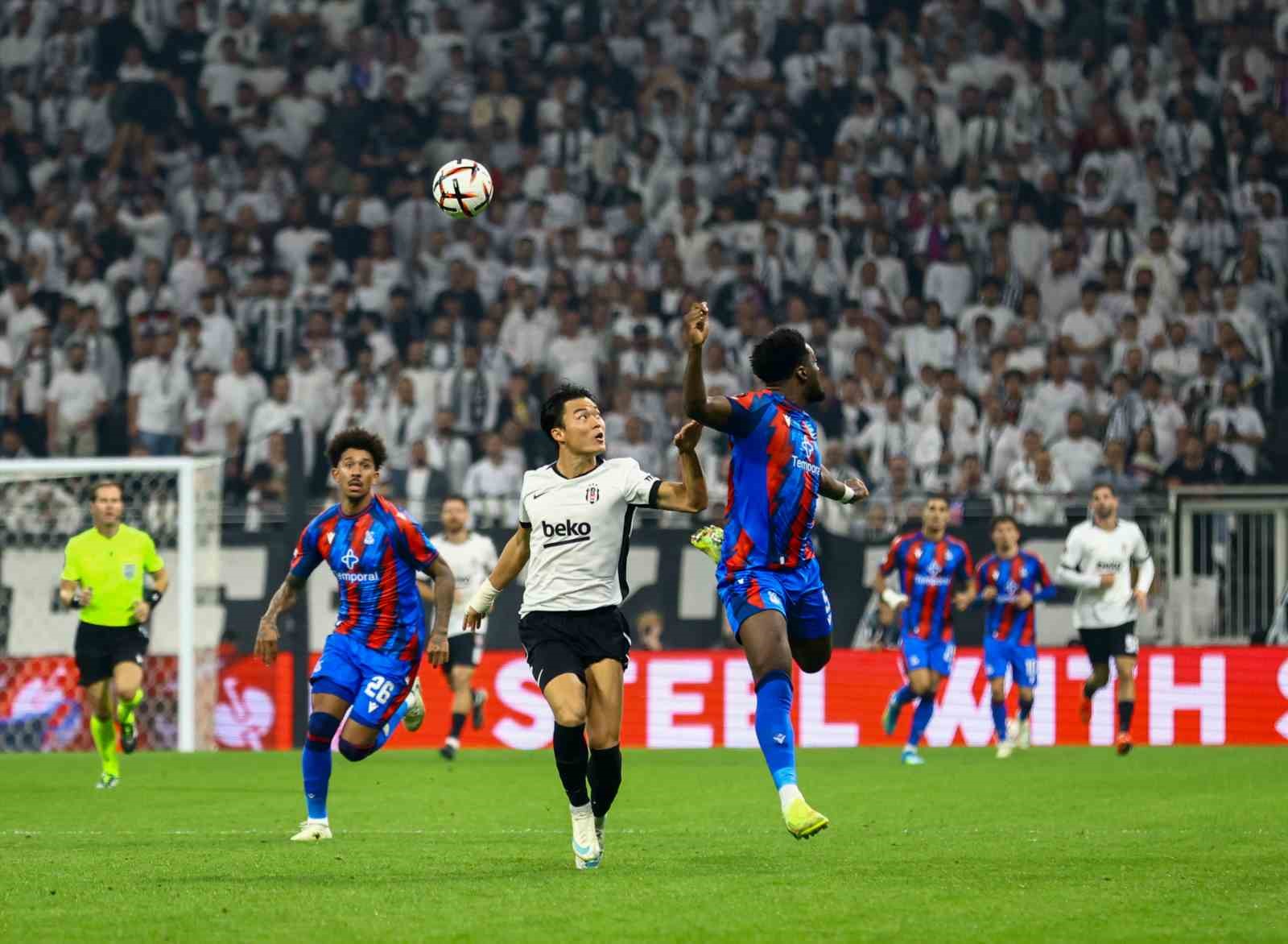 UEFA Avrupa Ligi: Beşiktaş: 2 - Crystal Palace: 2 (Maç sonucu)