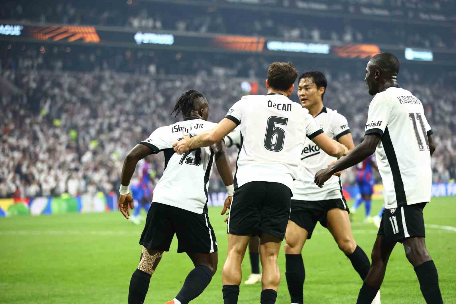UEFA Avrupa Ligi: Beşiktaş: 2 - Crystal Palace: 2 (Maç sonucu)