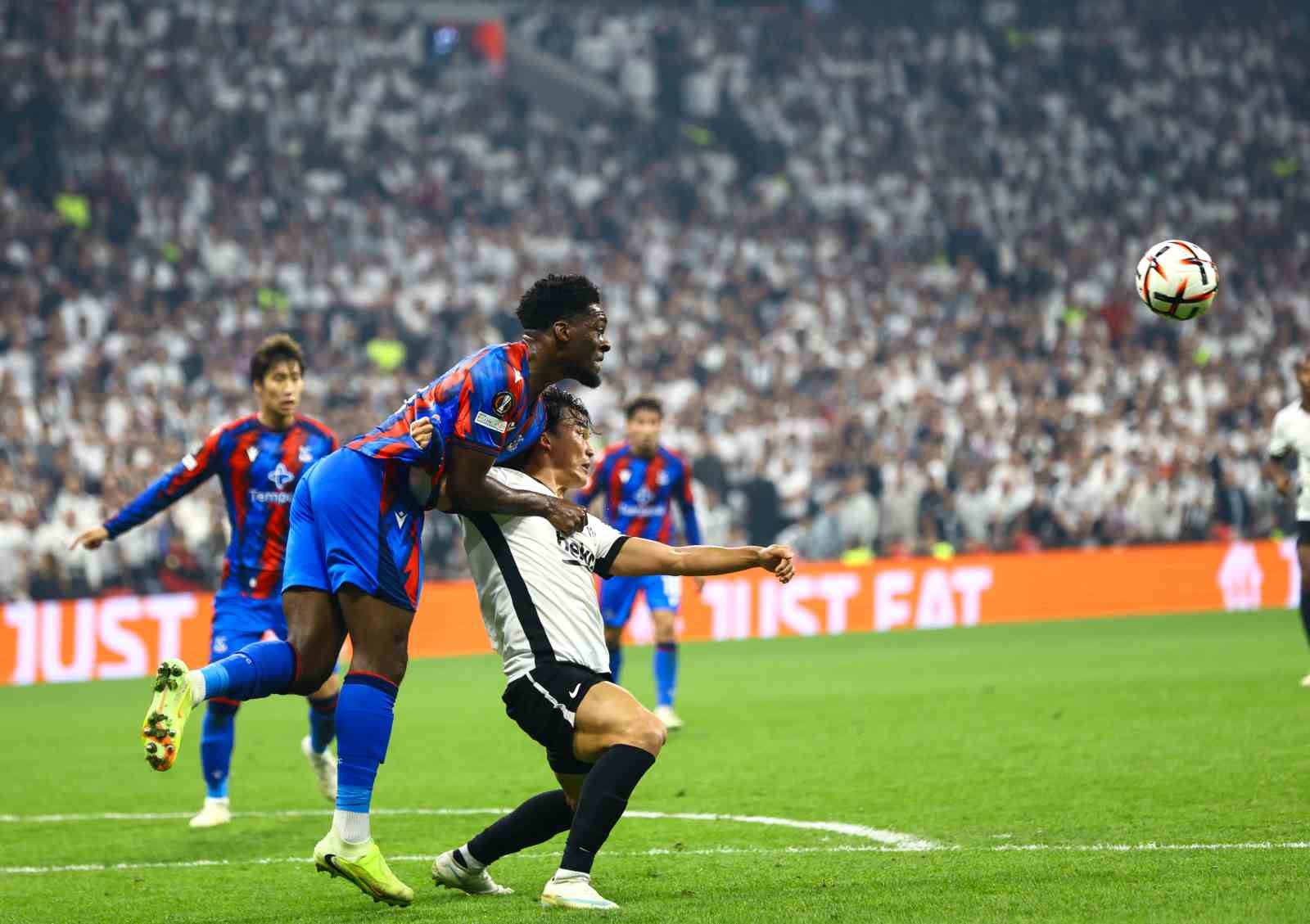 UEFA Avrupa Ligi: Beşiktaş: 2 - Crystal Palace: 2 (Maç sonucu)