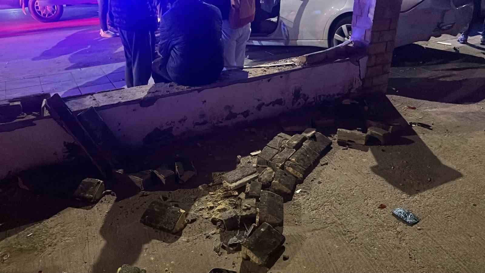 Çorum’da iki otomobil çarpıştı: 4 yaralı