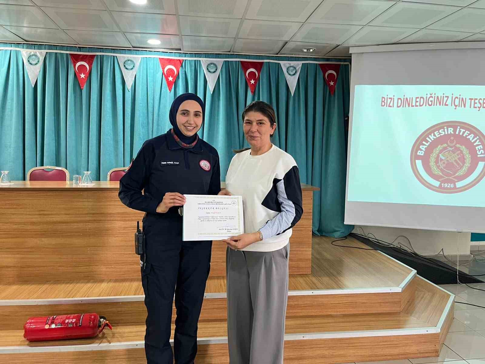 Üniversitede tatbikat heyecanı
