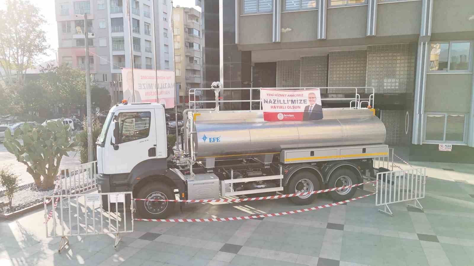 Başkan Tetik, Nazilli’ye 32’inci aracı kazandırdı
