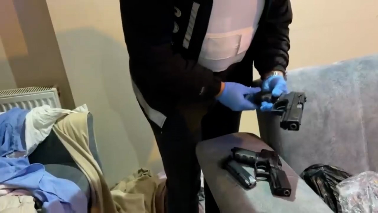 İstanbul’da iş yerlerine saldıran şüphelilere operasyon: 12 gözaltı