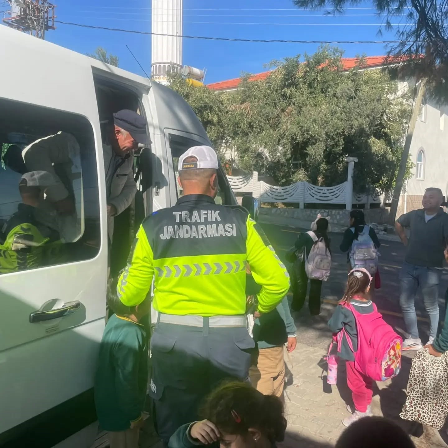 Kuyucak’ta öğrencilere trafik eğitimi verildi