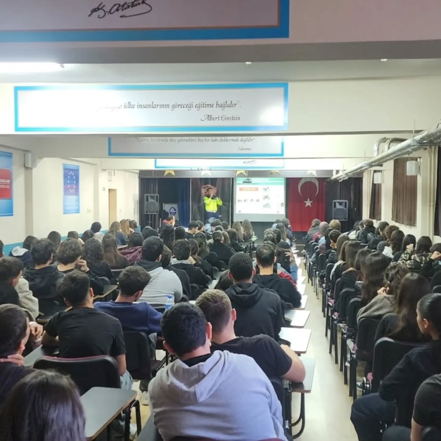 Kuyucak’ta öğrencilere trafik eğitimi verildi