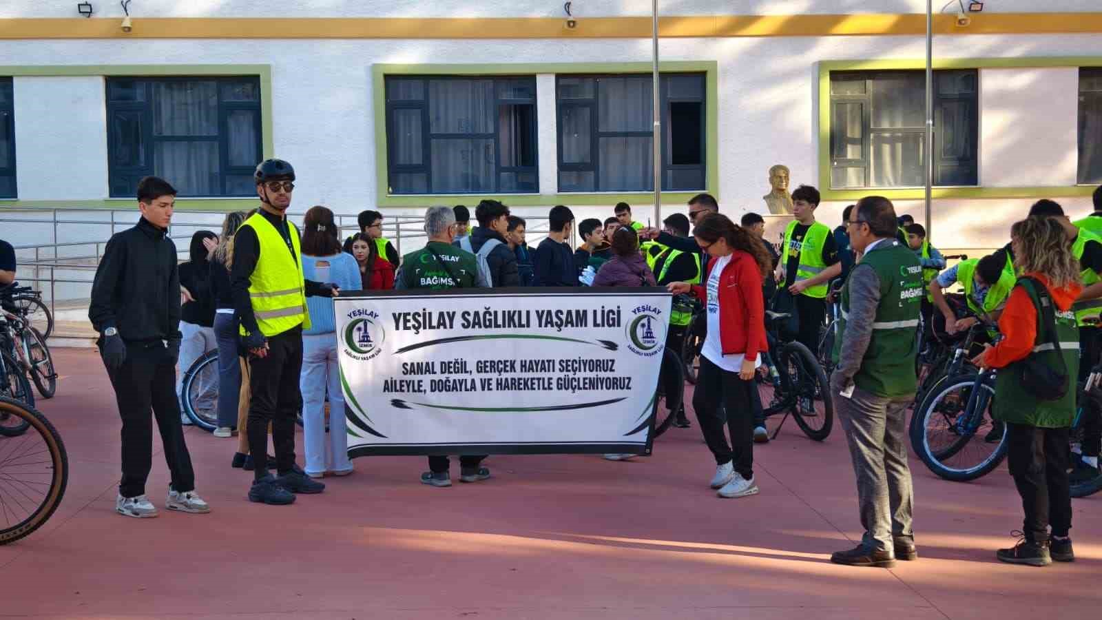 Selçuk’ta Cumhuriyet’in 103’üncü yılına özel pedal çevirdiler