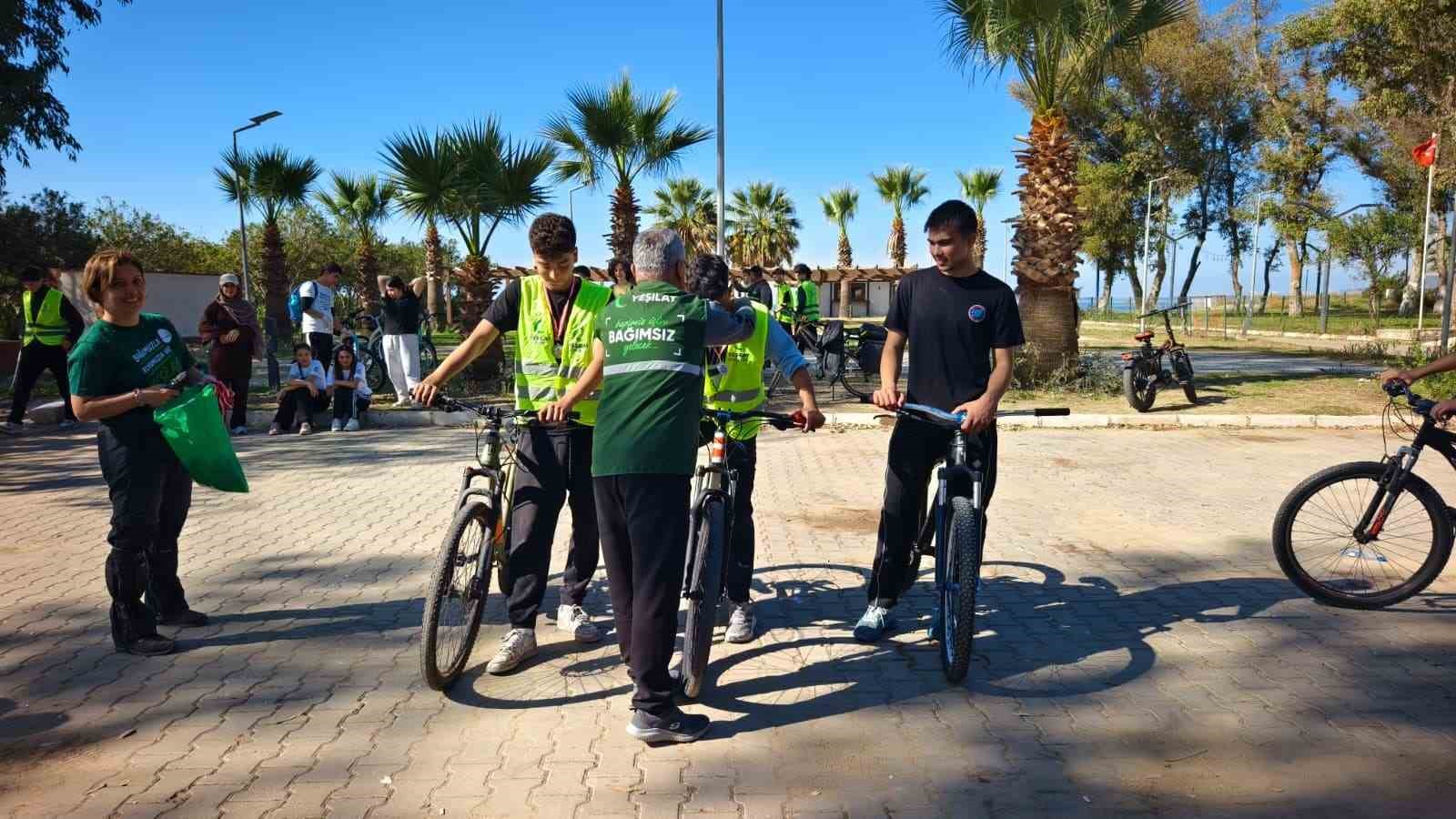 Selçuk’ta Cumhuriyet’in 103’üncü yılına özel pedal çevirdiler