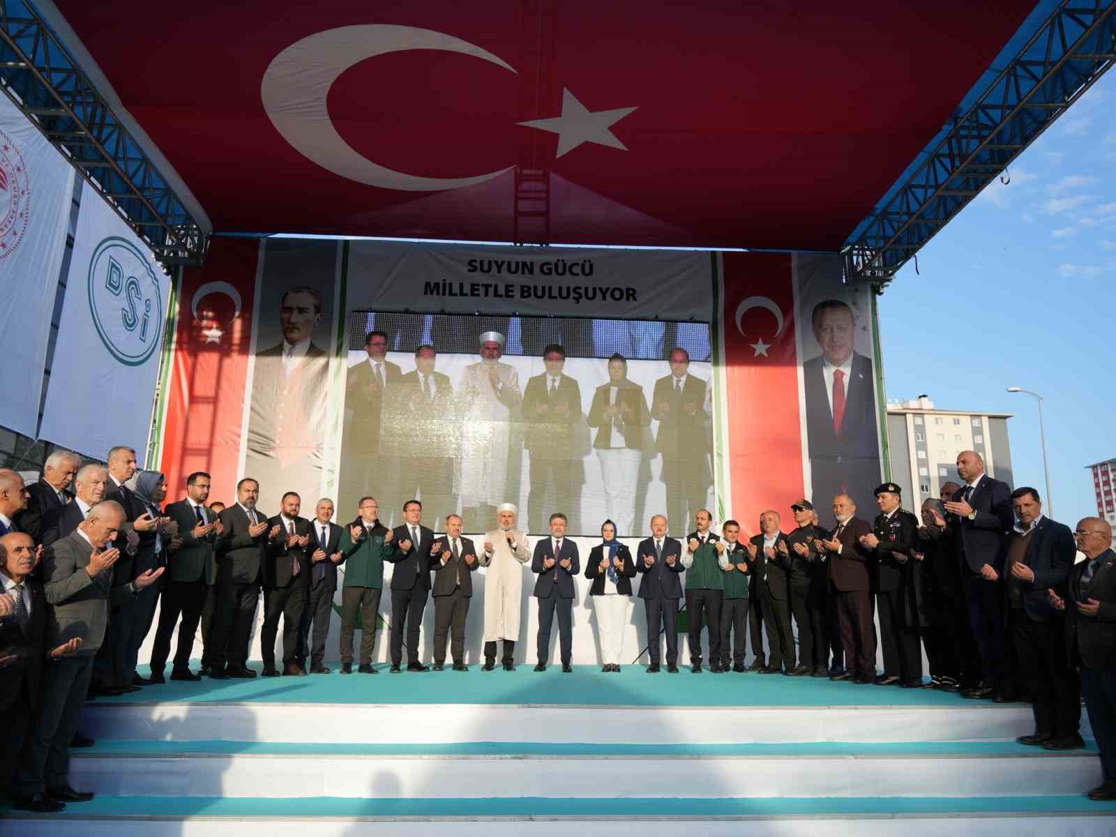 Bakan Yumaklı: "Hem enerji üretimi sağlayacak hem taşkın riskini azaltacak Andıraz Barajı için yıl sonunda ihaleye çıkacağız"