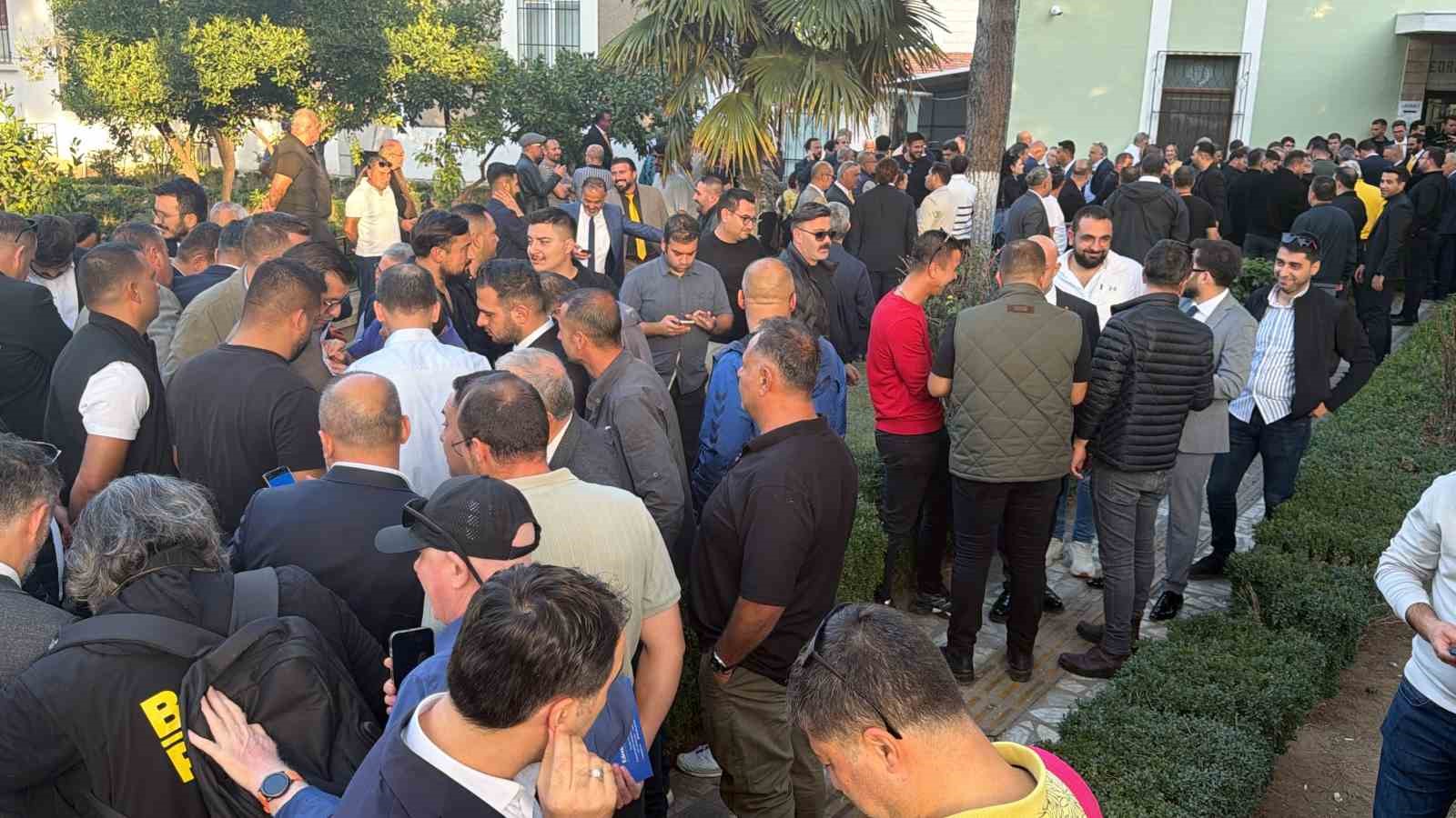 Edremit Ticaret Odası seçimlerinde Mavi Liste kazandı