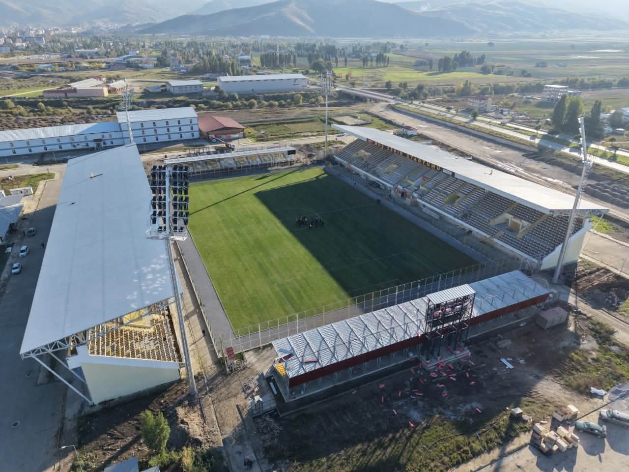 Muş Şehir Stadı’na 88 milyon 500 bin TL’lik yatırım