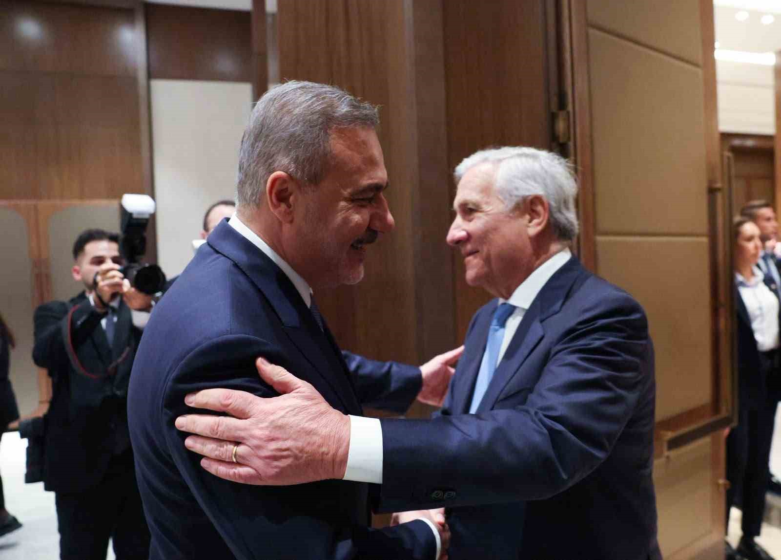 Bakan Fidan, İtalya Dışişleri Bakanı Antonio Tajani ile bir araya geldi