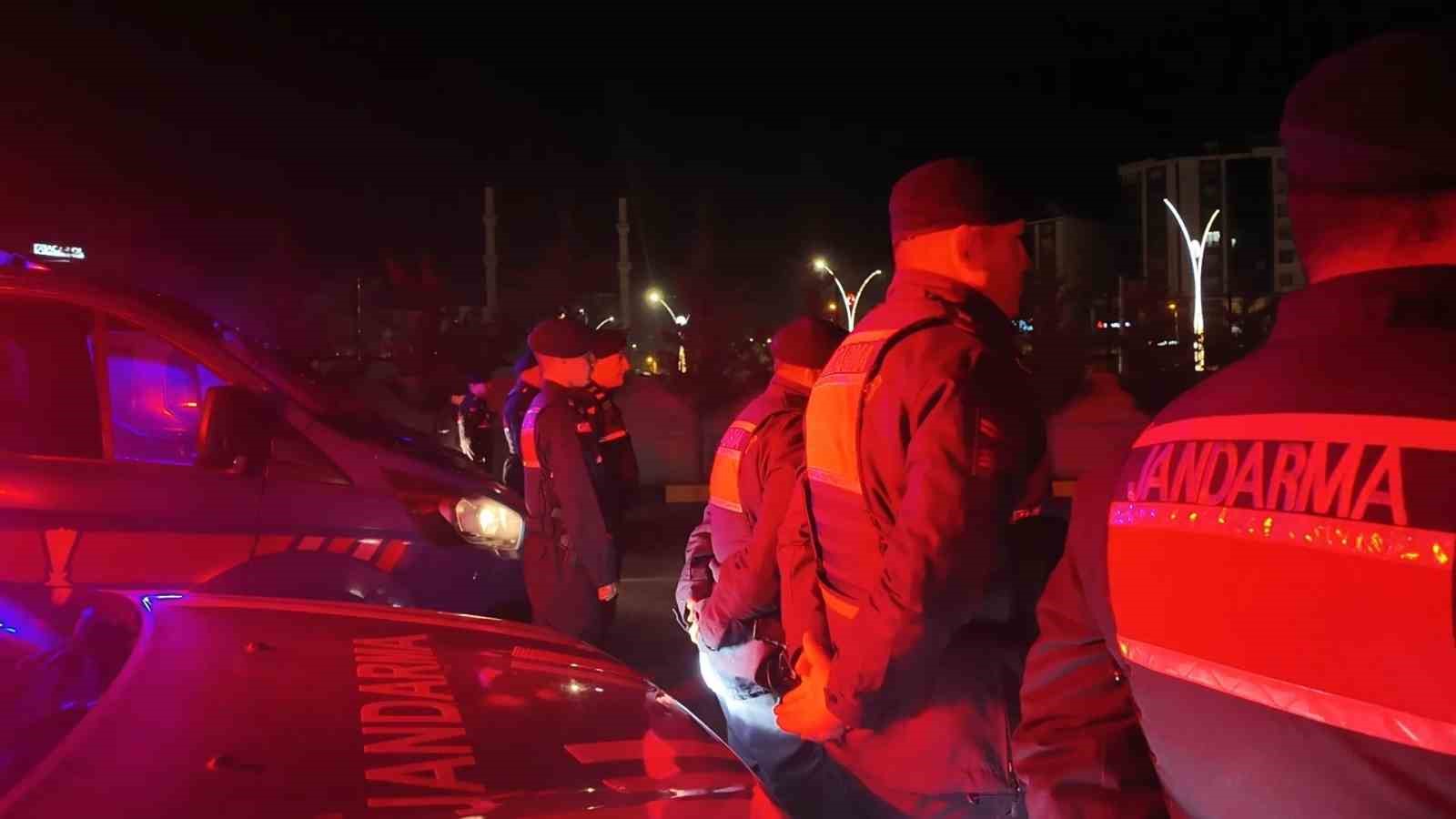 Tekirdağ merkezli 4 ilde 2,1 milyar TL’lik bahis trafiğine şafak operasyonu: 14 gözaltı