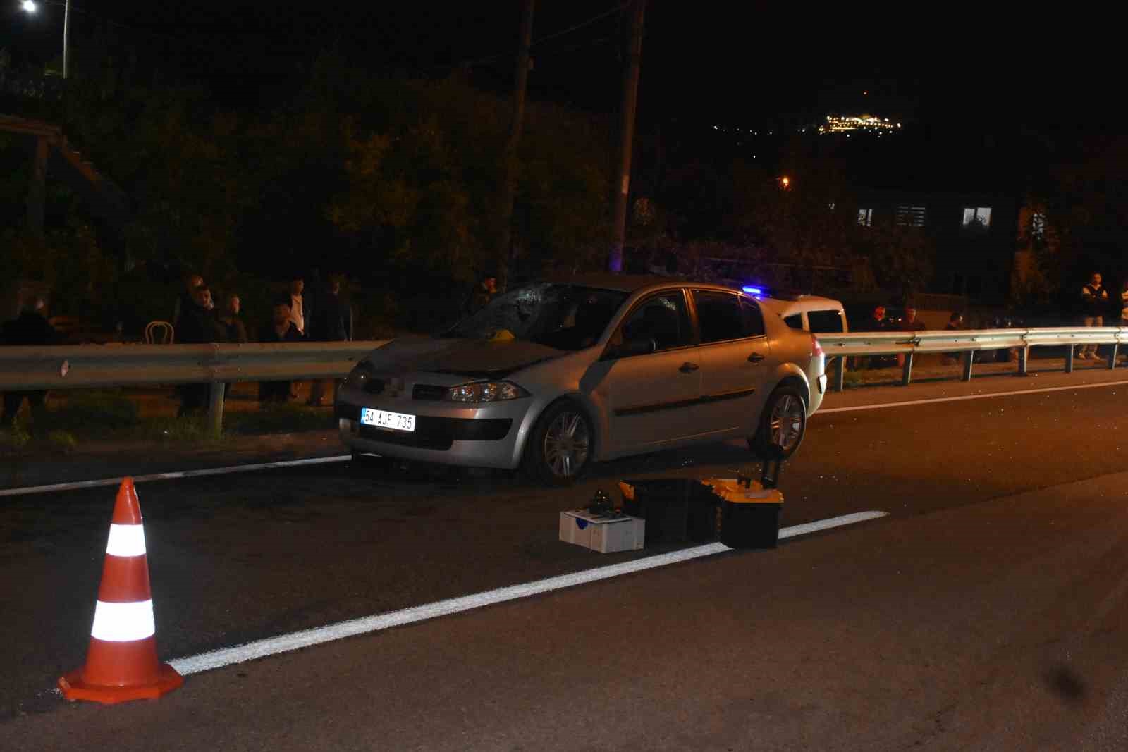 Yolun karşısına geçerken otomobilin çarptığı yaşlı kadın hayatını kaybetti