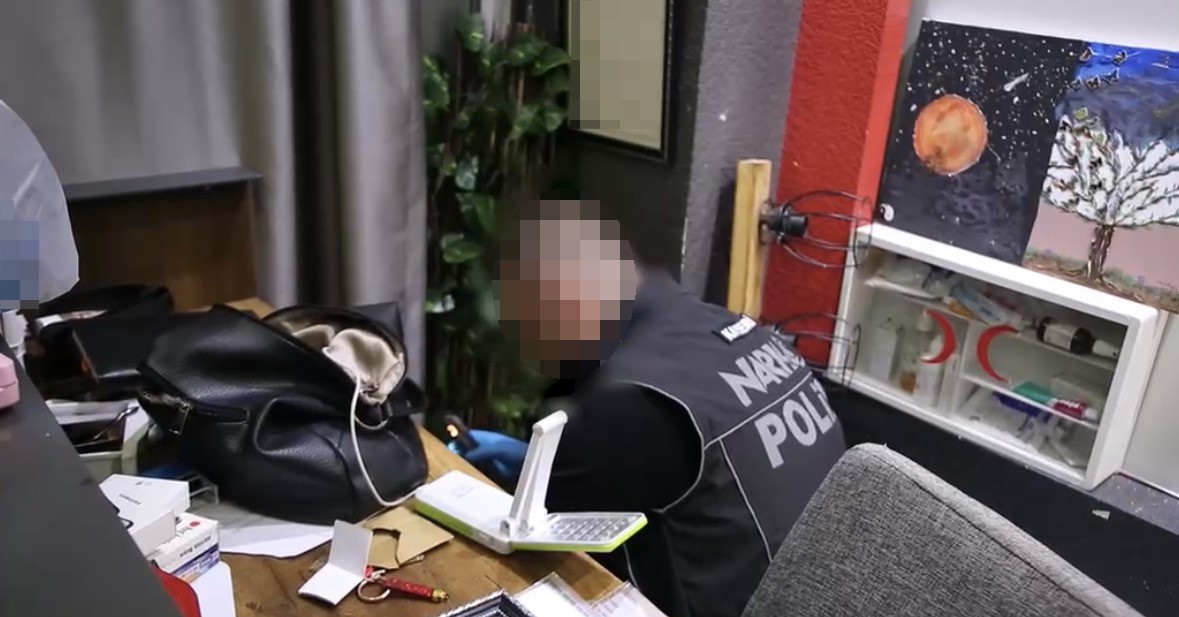 Kayseri’de masaj salonlarına fuhuş operasyonu: 10 tutuklama