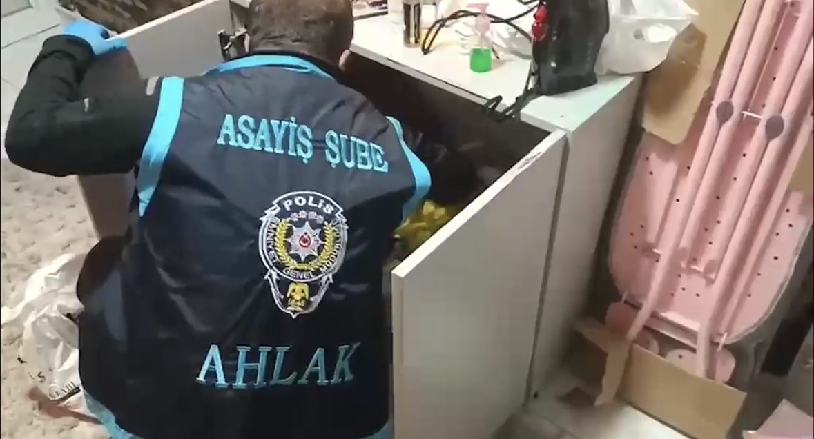Kayseri’de masaj salonlarına fuhuş operasyonu: 10 tutuklama