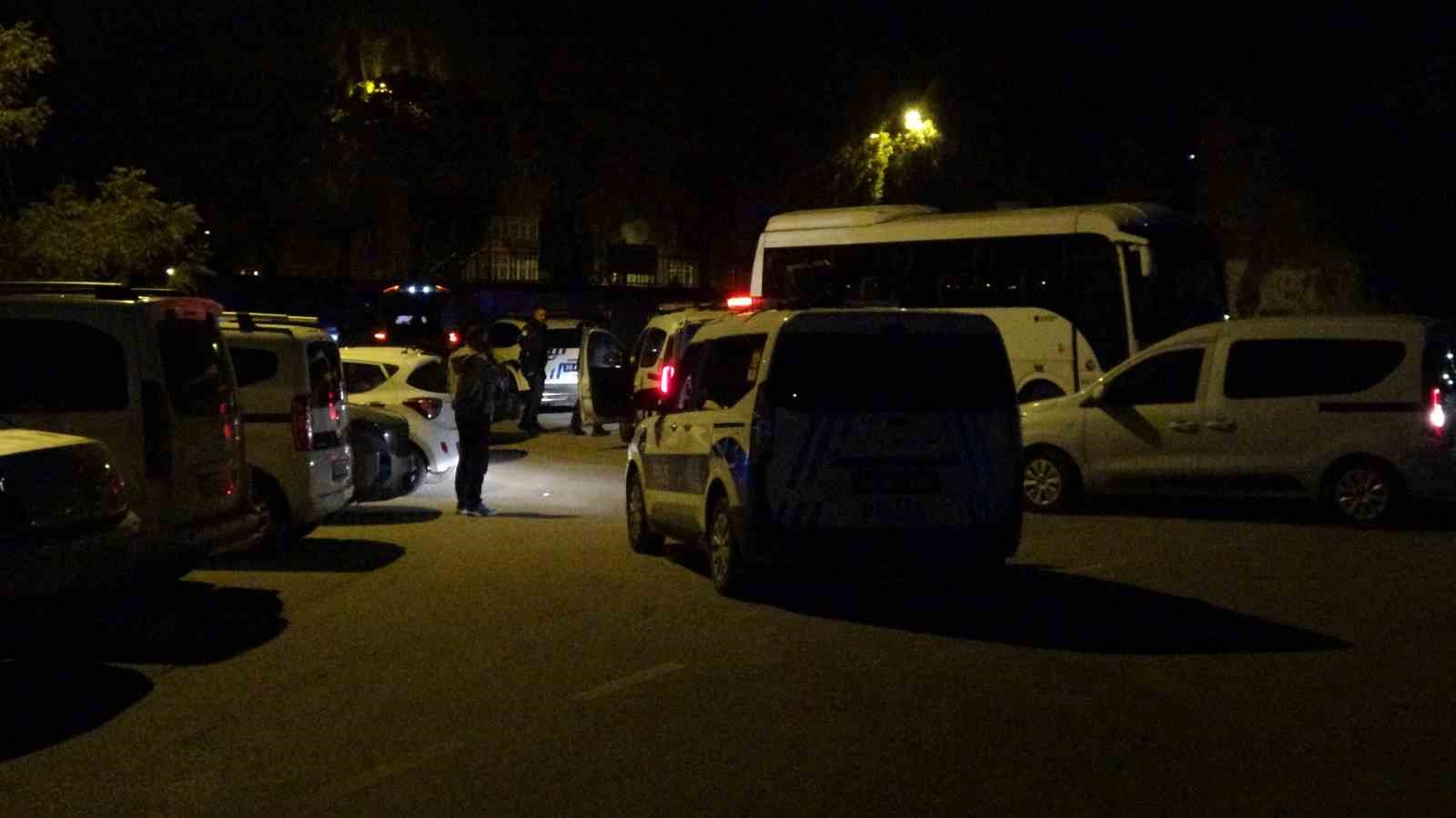 Polisin "Dur" ihtarına uymadı, kaçarken bir motorsiklete çarptı, yakalandığında 0,83 promil alkollü çıktı, 265 bin lira ceza yedi