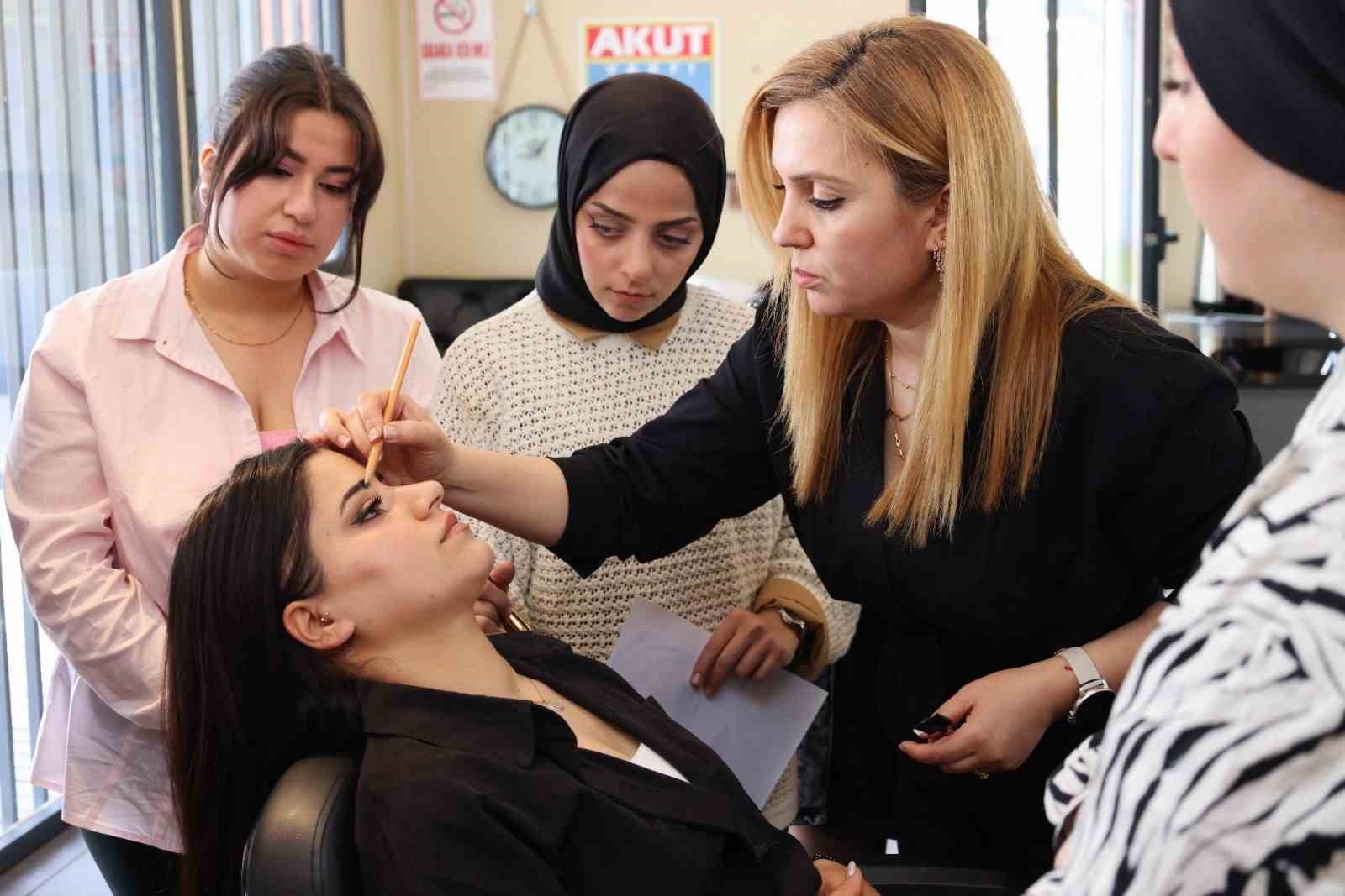 HBB Akademi Hatay’da 620 kursta 19 bin 905 kişiye eğitim verildi