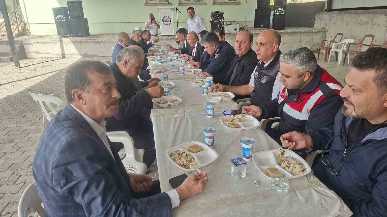 Hisarcık Kurtdere köyünde çok amaçlı salon hizmete açıldı