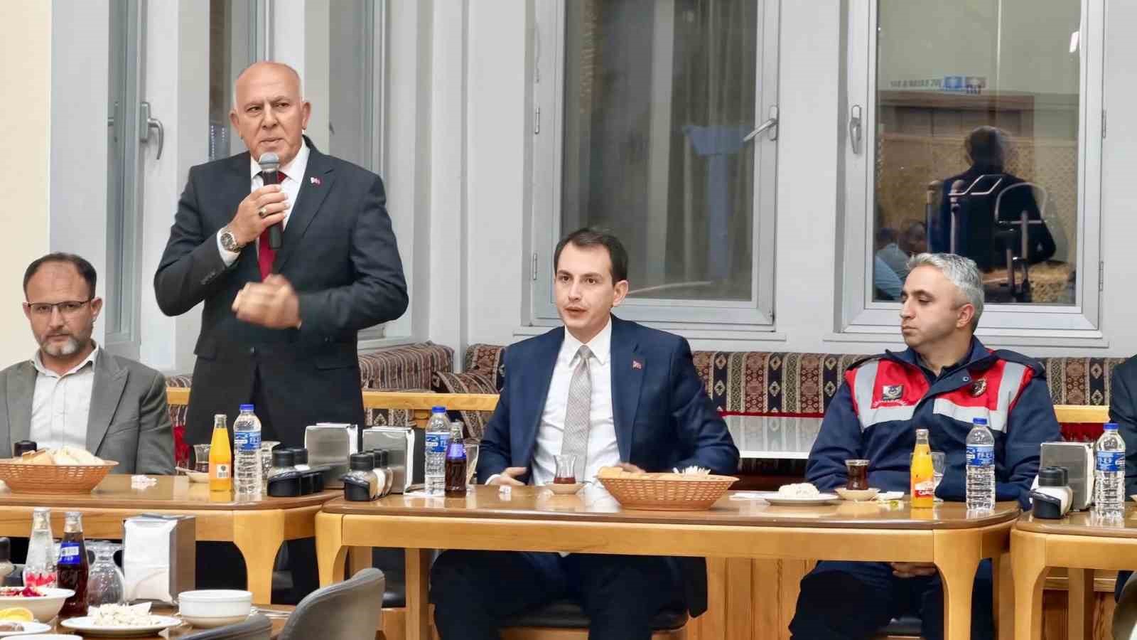 Hisarcık’ta muhtarlarla istişare toplantısı düzenlendi