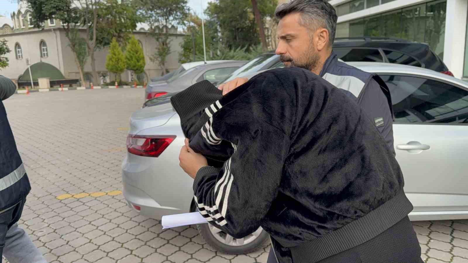 Sosyal medyada tanıştığı kişilerin tuzağına düştü: 300 bin liralık kredi çektirip gasp ettiler