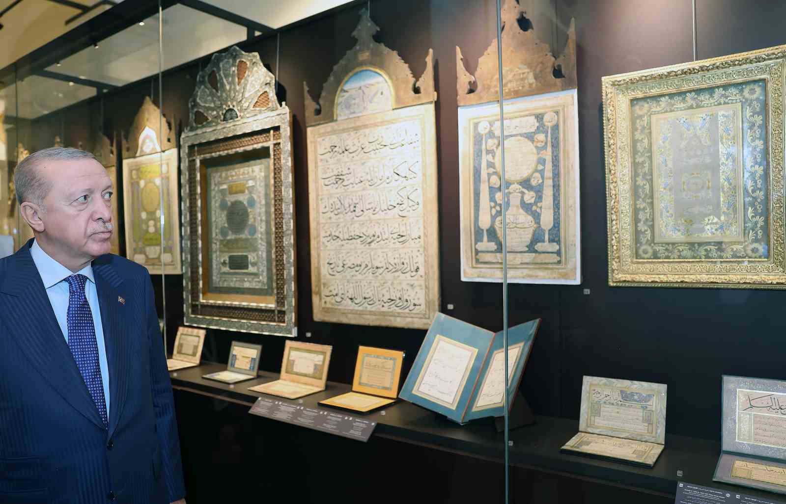 Cumhurbaşkanı Erdoğan, Darphane-i Amire Müzeleri’ni gezdi