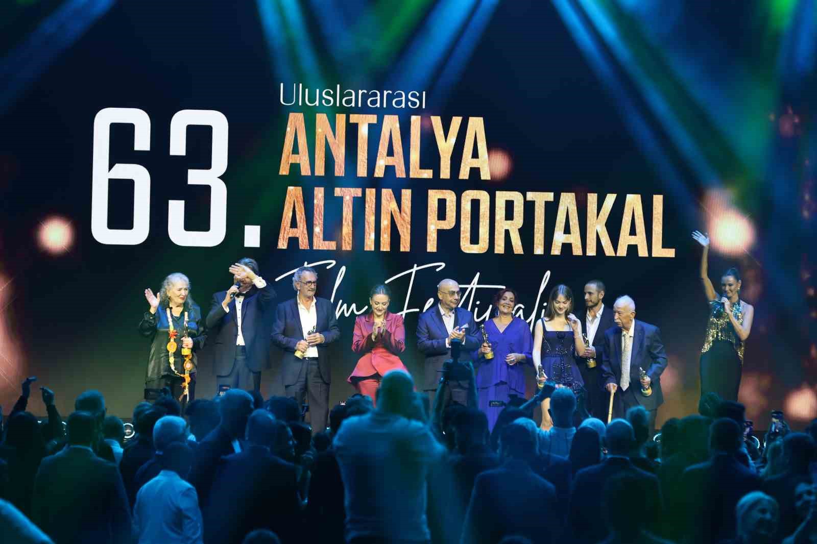 Altın Portakal’da onur ve emek ödülleri sahiplerini buldu