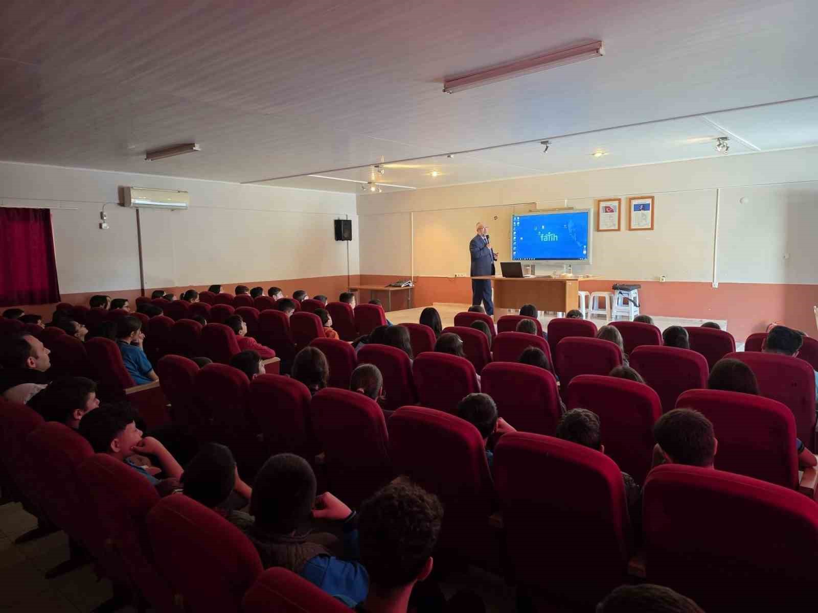 Köşk’te öğrencilere İslam bilim tarihi anlatıldı