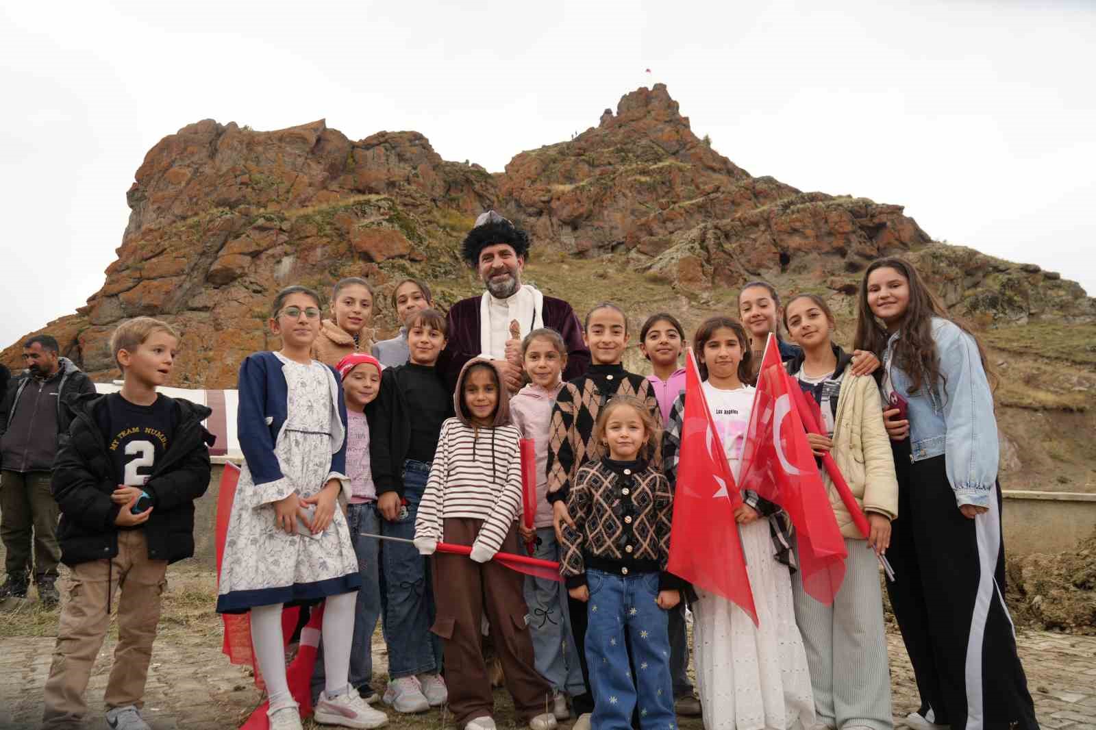 Erzurum’da bir tarih yeniden canlandı: I. Dedem Korkut Şenliği’ne yoğun ilgi