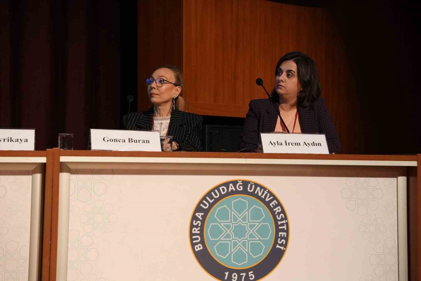Bursa’da anne sütü sempozyumuna yoğun ilgi