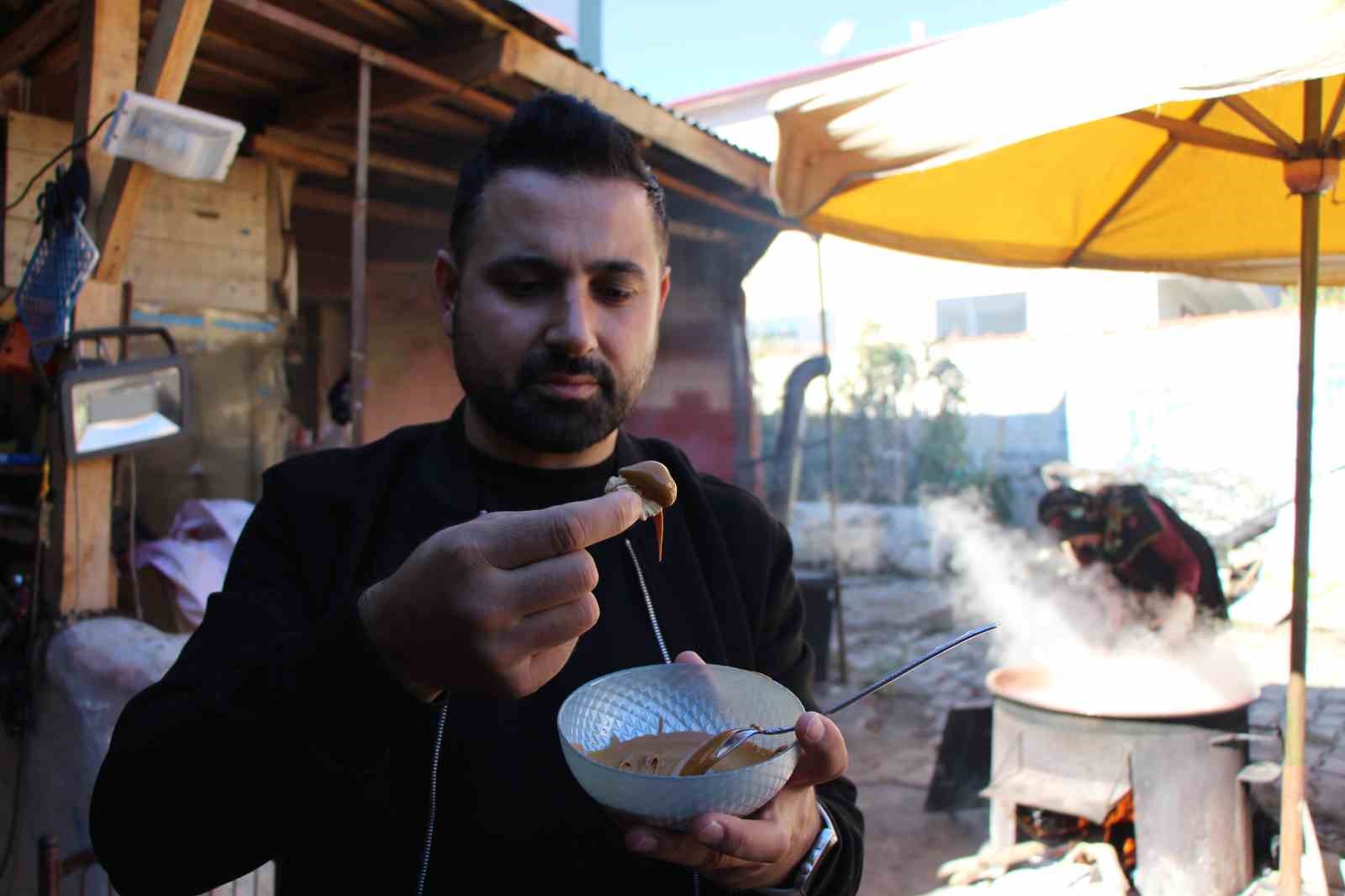 Pekmez için dağları deliyorlar