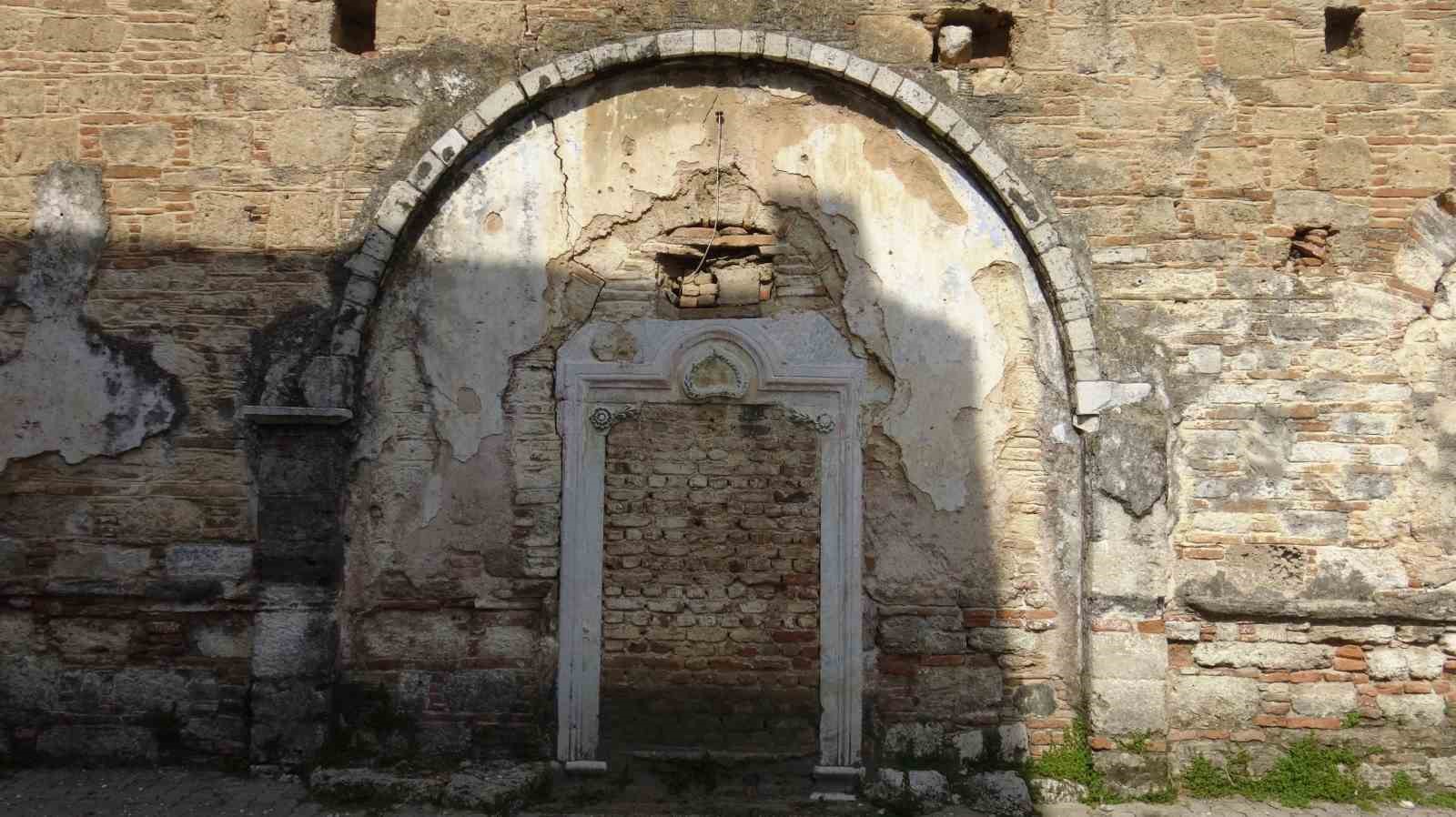 Aydın’ın 166 yıllık Başmelek Kilisesi kurtarılmayı bekliyor