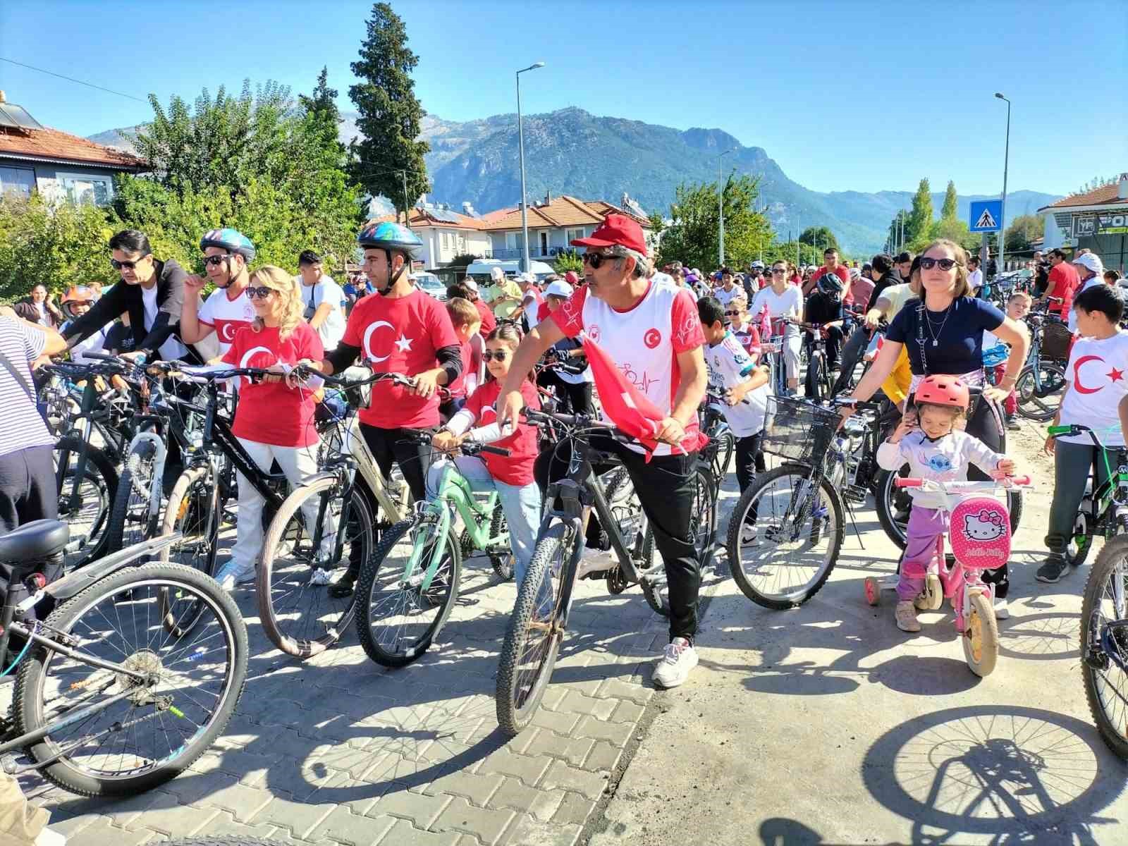 Köyceğiz’de pedallar Cumhuriyet için çevrildi