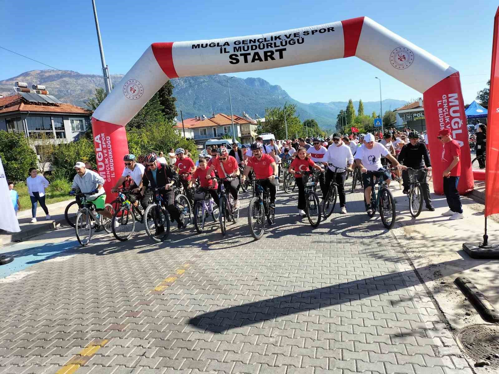 Köyceğiz’de pedallar Cumhuriyet için çevrildi