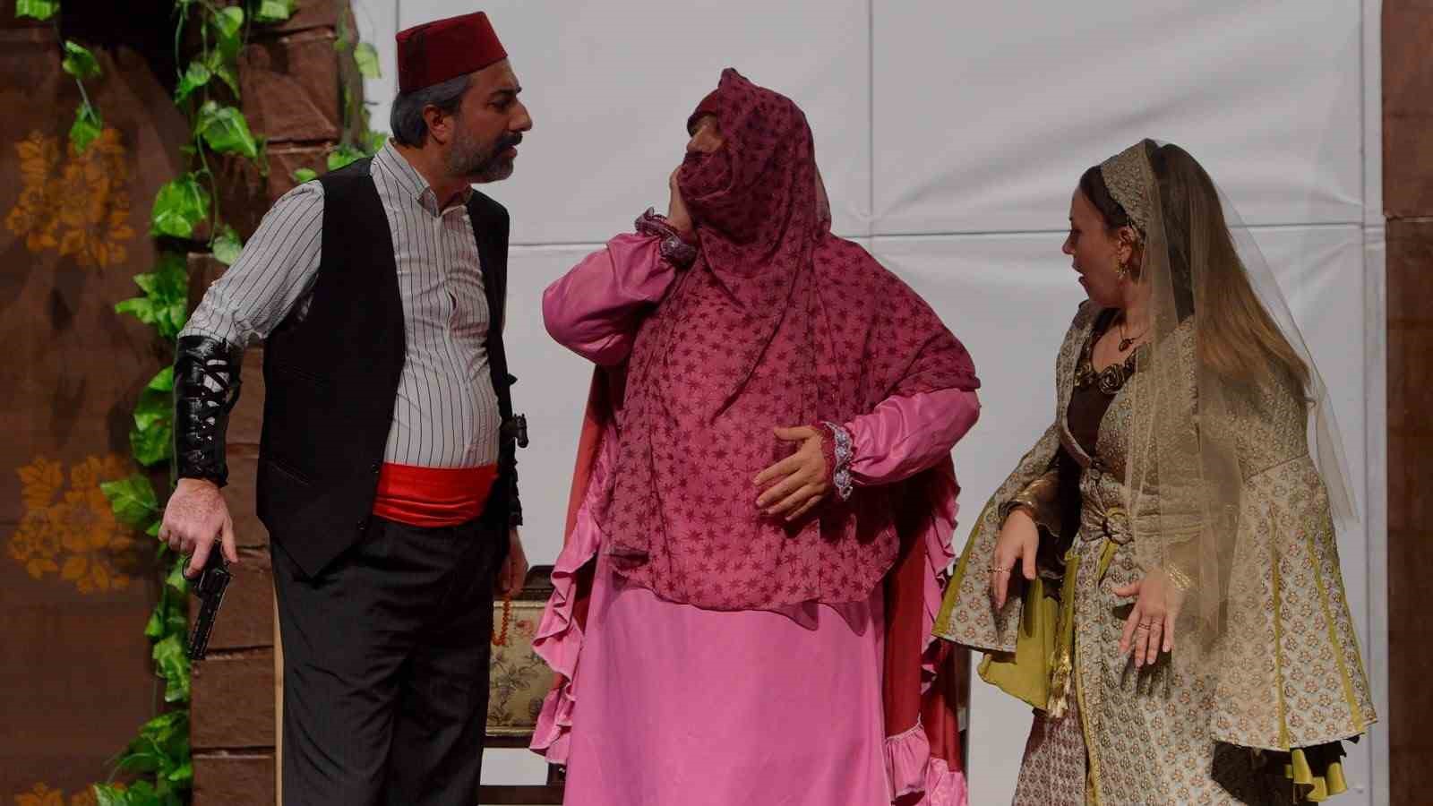 ’Püsküllü Muamma’ Yıldırımlılarla buluştu