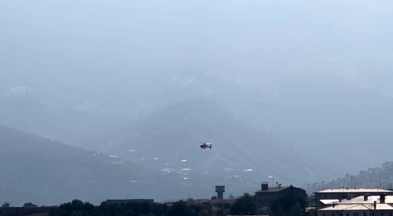 Hakkari’de yatağa bağımlı hasta helikopter ambulansla Van’a sevk edildi