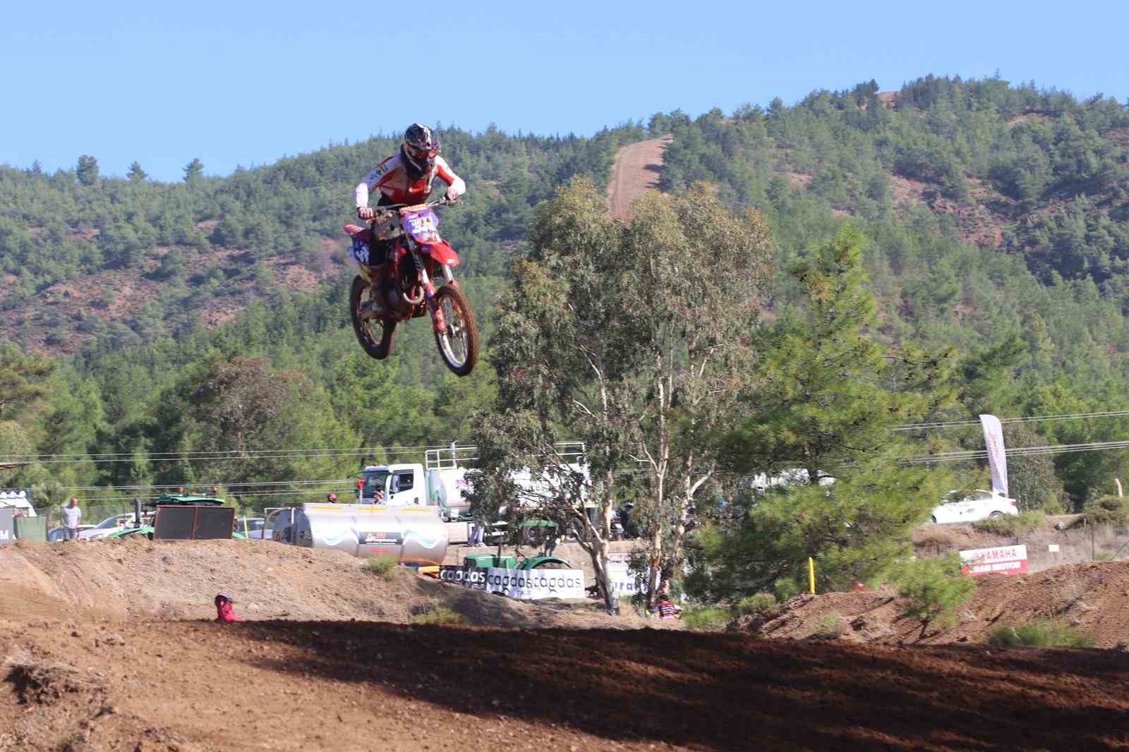 Fethiye’de motokros heyecanı sezon finaliyle zirveye çıktı